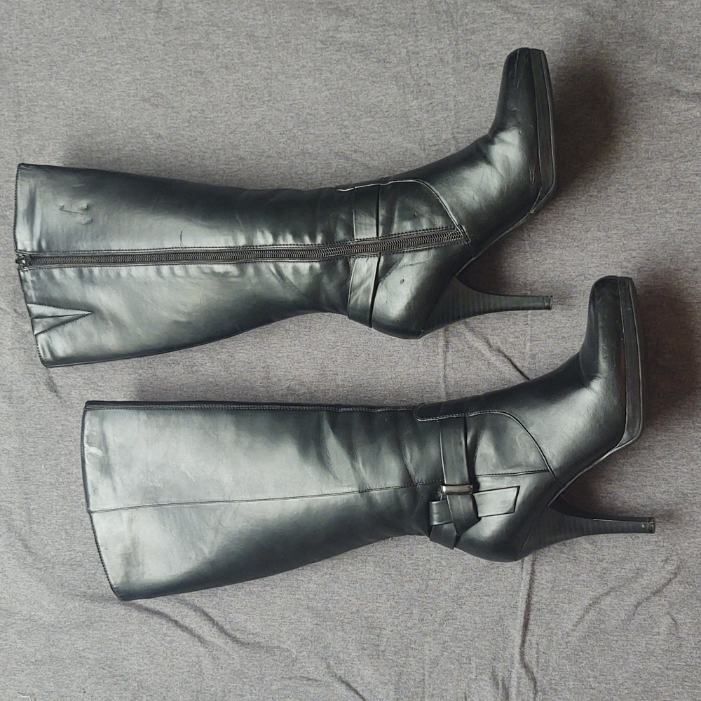 Black Boots